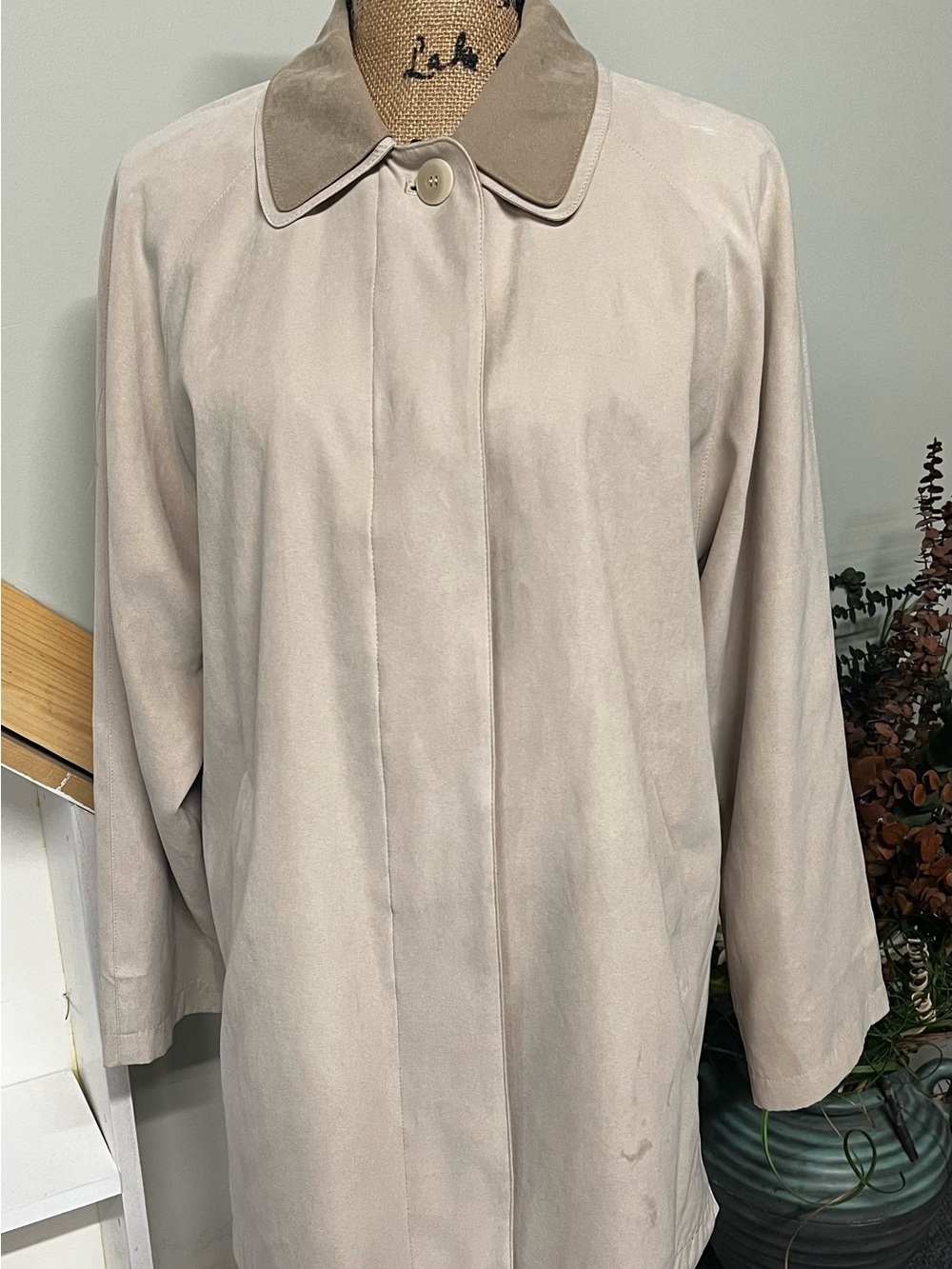 London Fog Light Beige Trench Coat with Belt